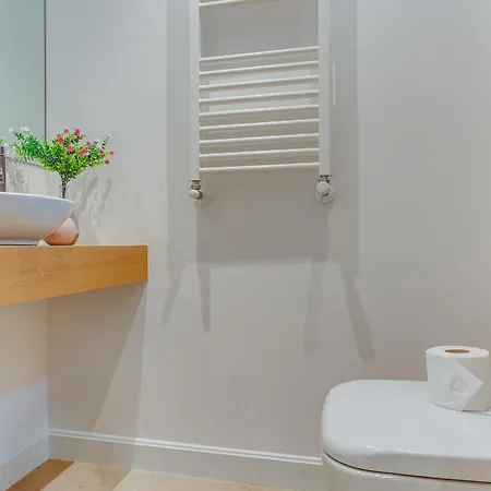 Angel Vi4481 By Riviera Homes Villa